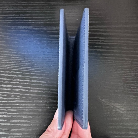 Pocket Cardholder - Picture 7 of 9